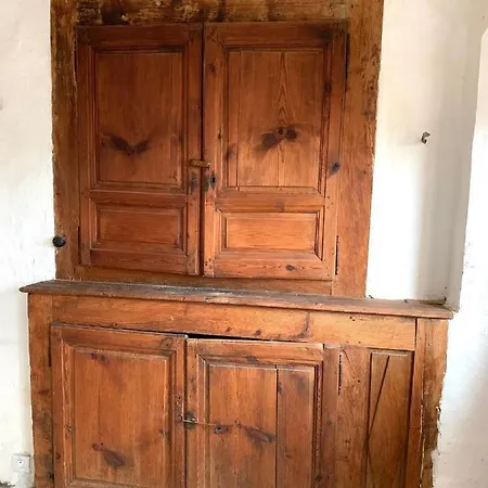 Maison De Vigneron *